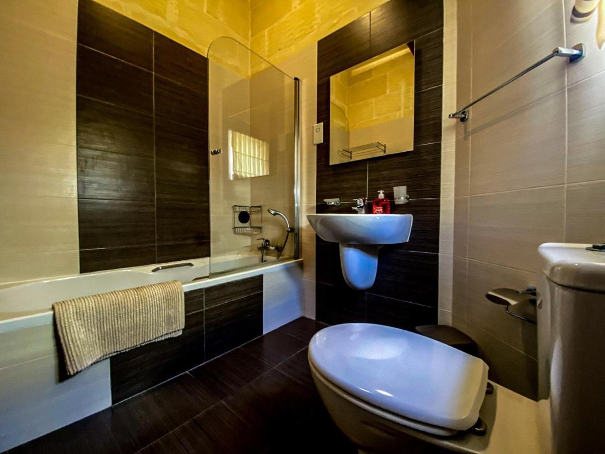 Serenity Bnb Xagħra Buitenkant foto